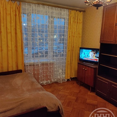 Краснопутиловская ул., 106