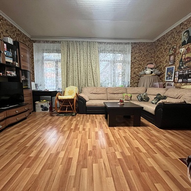 Октябрьская наб., 90