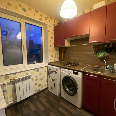 Ломоносов г., Петровский пер., 4