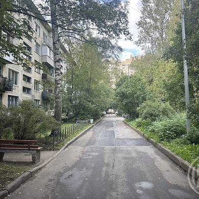 Славы пр., 25