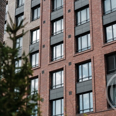 Стахановцев ул., 1