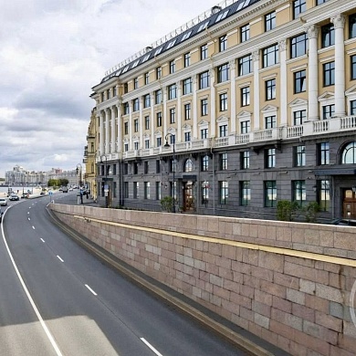 Воскресенская наб., 32