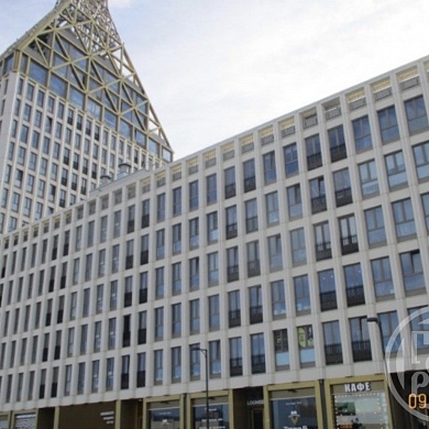 Челюскина ул., 2