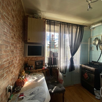 Ломоносов г., Кронштадтская ул., 6/49