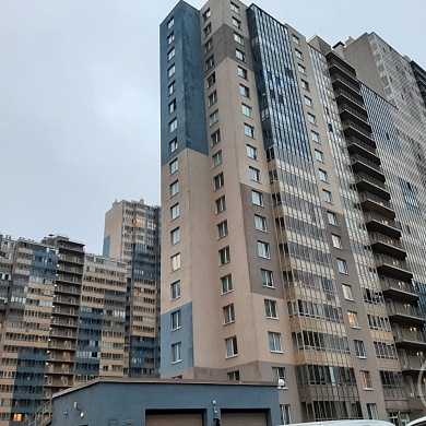 Верхне-Каменская ул., 3