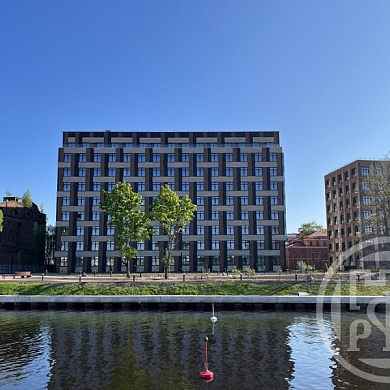 Петровский просп., 11