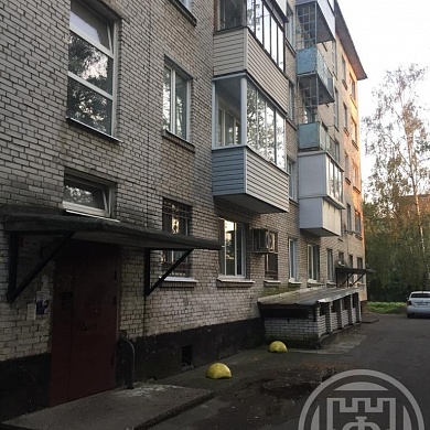 Ломоносов г., Красноармейская ул., 21