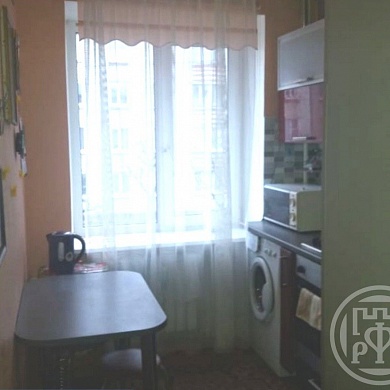 Ломоносов г., Победы ул., 9