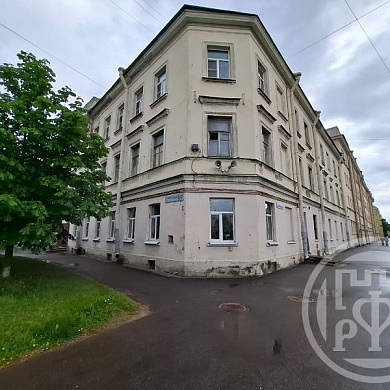 Кронштадт г., Ленинградская ул., 12