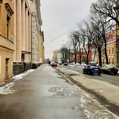 10-я Красноармейская ул., 21