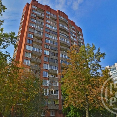 Культуры просп., 16