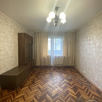 Ириновский просп., 33