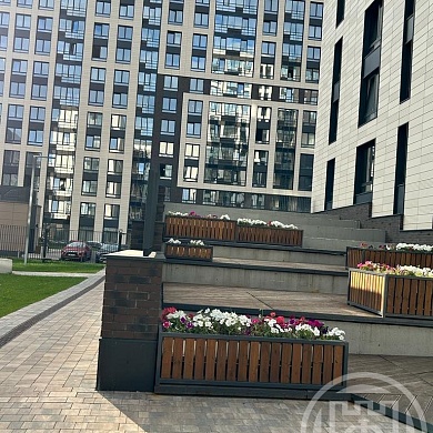 Белоостровская ул., 10