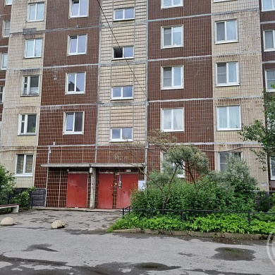 Коммунаров (Горелово) ул., 120